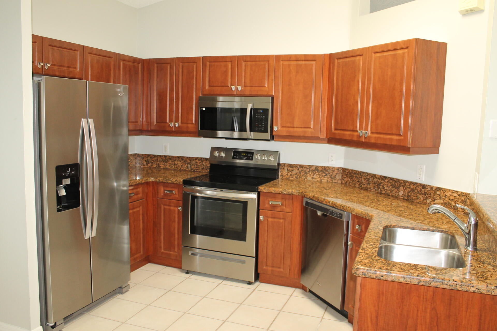 1943 Cygnus Court, Weston FL 33327