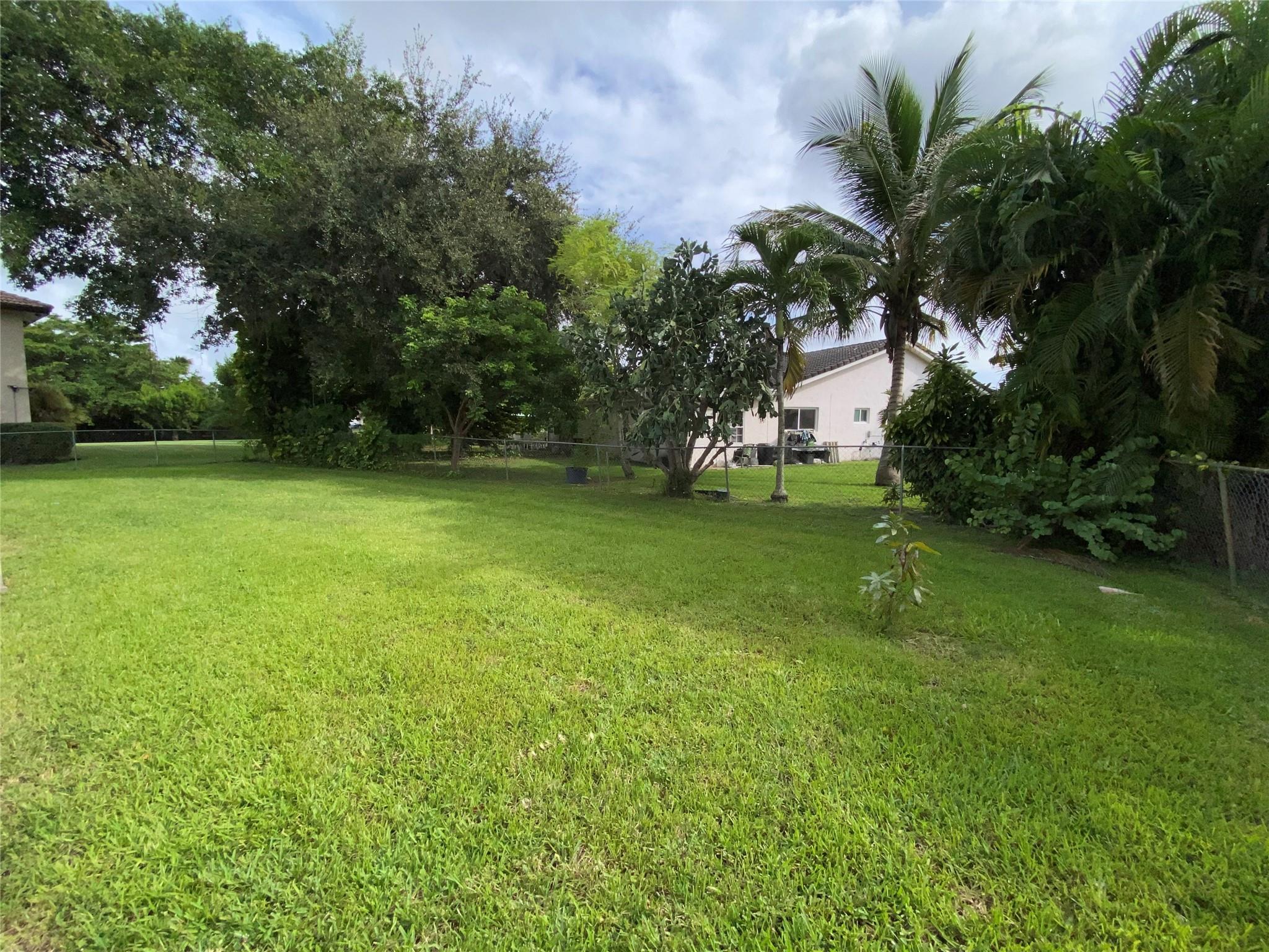 Castlewood 71-37 B - Residential Lease