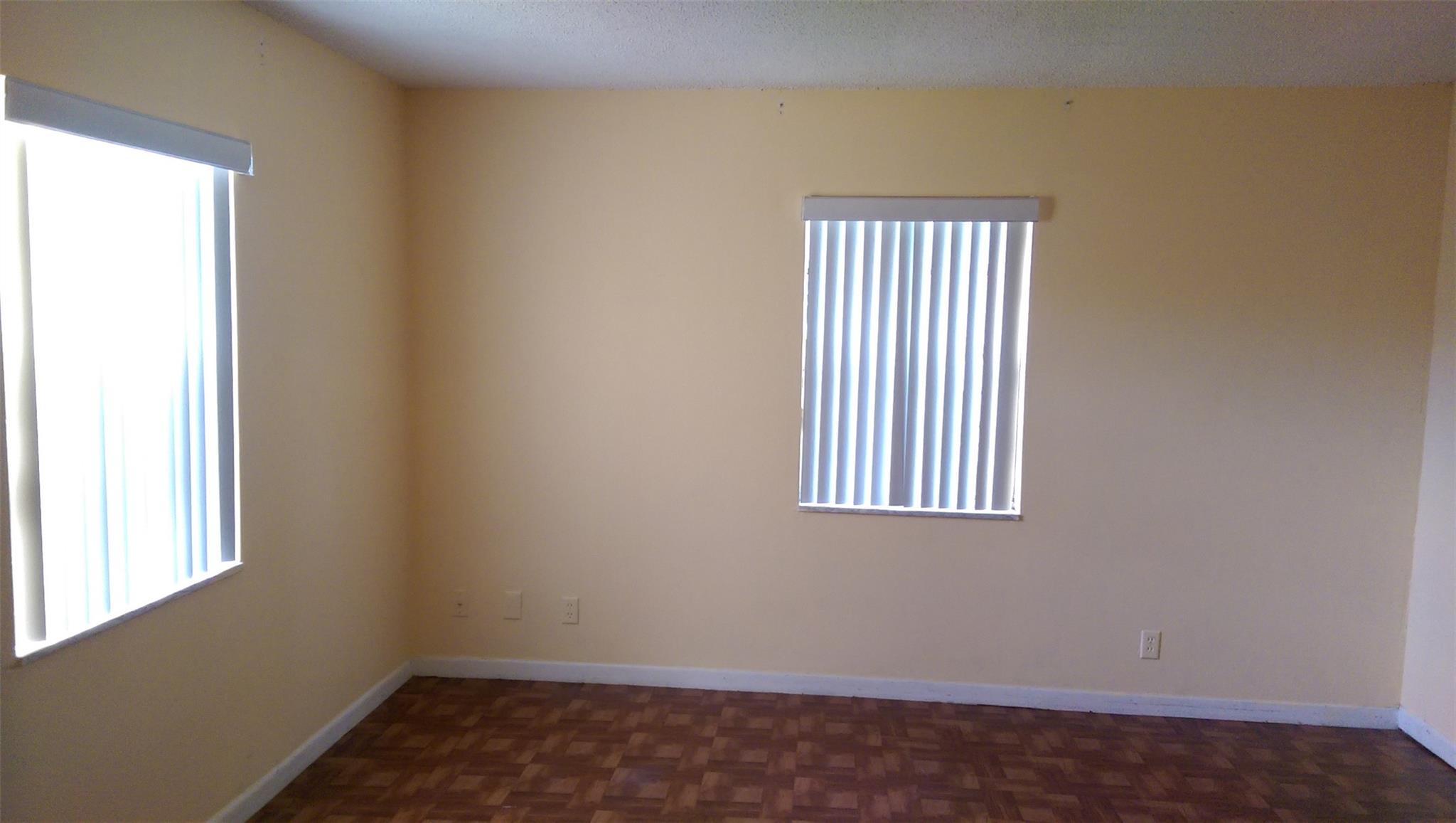 Castlewood 71-37 B - Residential Lease