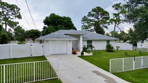 Property photo of 6539 Alexander Road, West Palm Beach, FL 33413