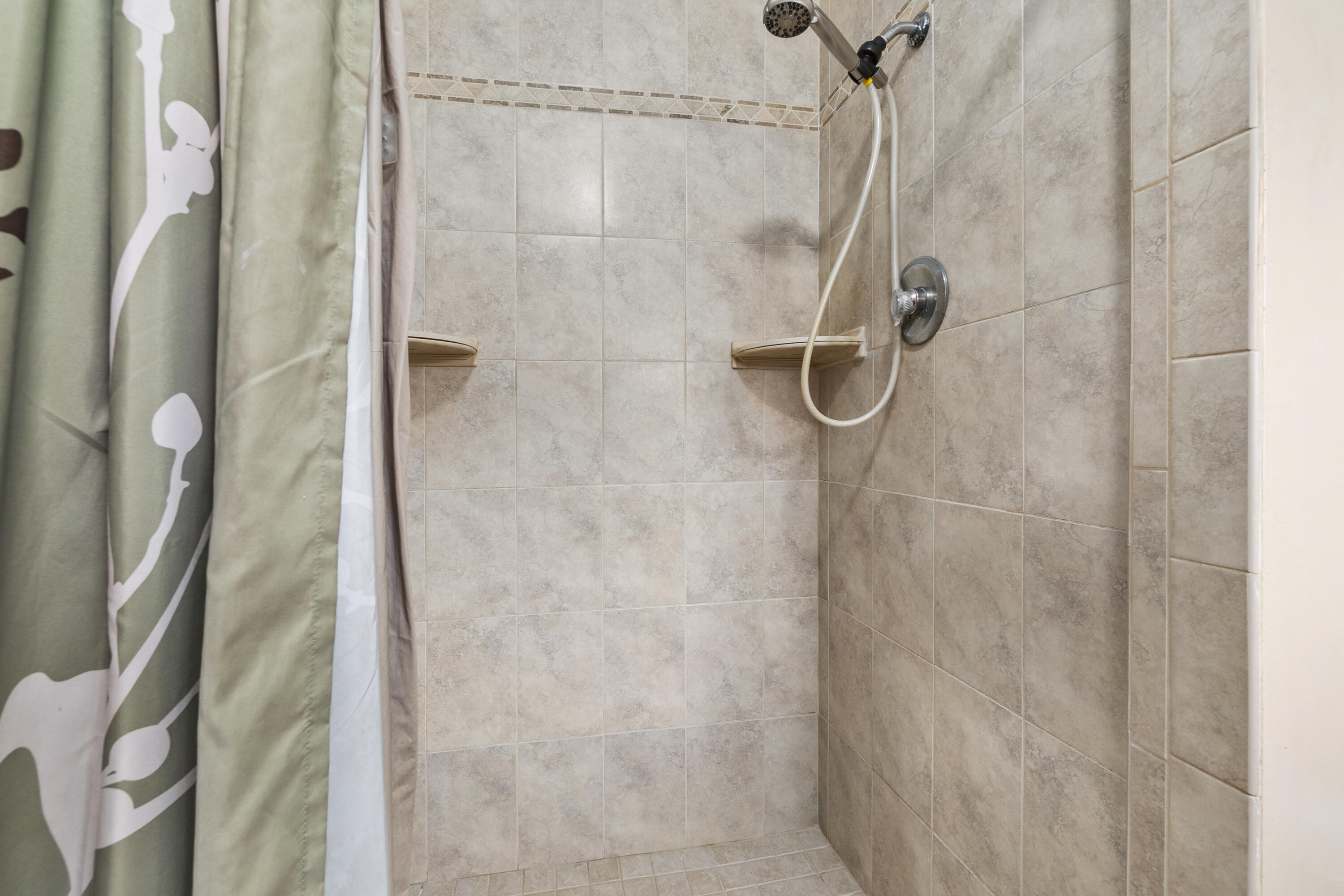 LAKEWOOD PARK UNIT 3 - Residential