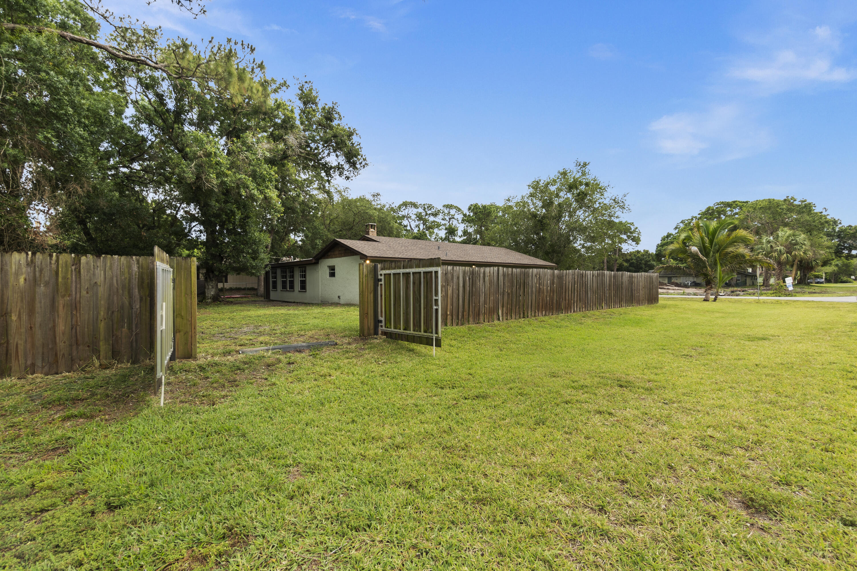 LAKEWOOD PARK UNIT 3 - Residential