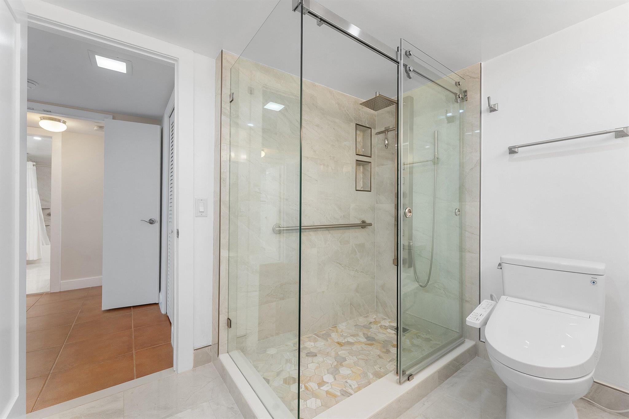 CLOISTER BEACH TOWERS CON - Residential Lease