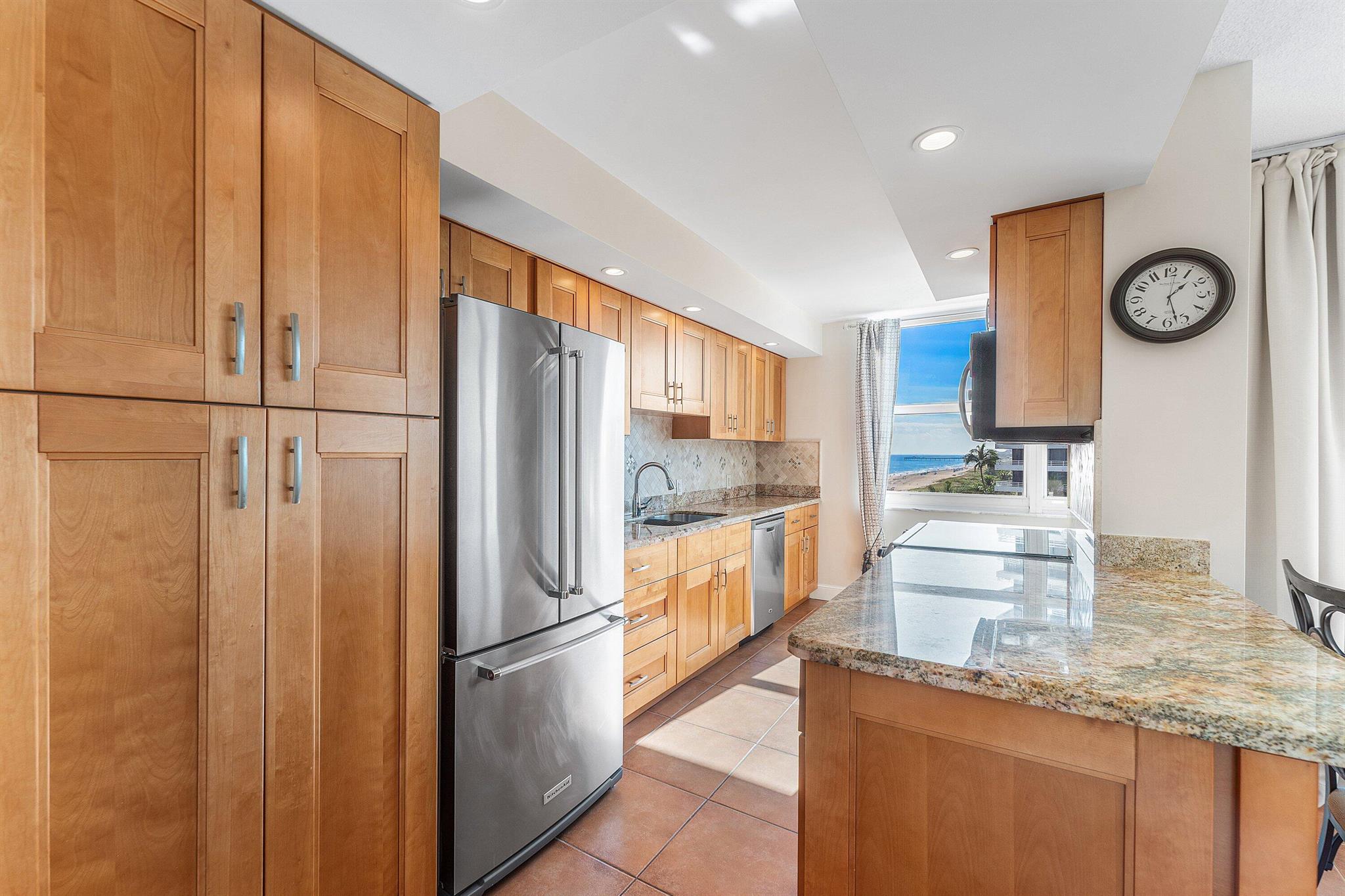 CLOISTER BEACH TOWERS CON - Residential Lease