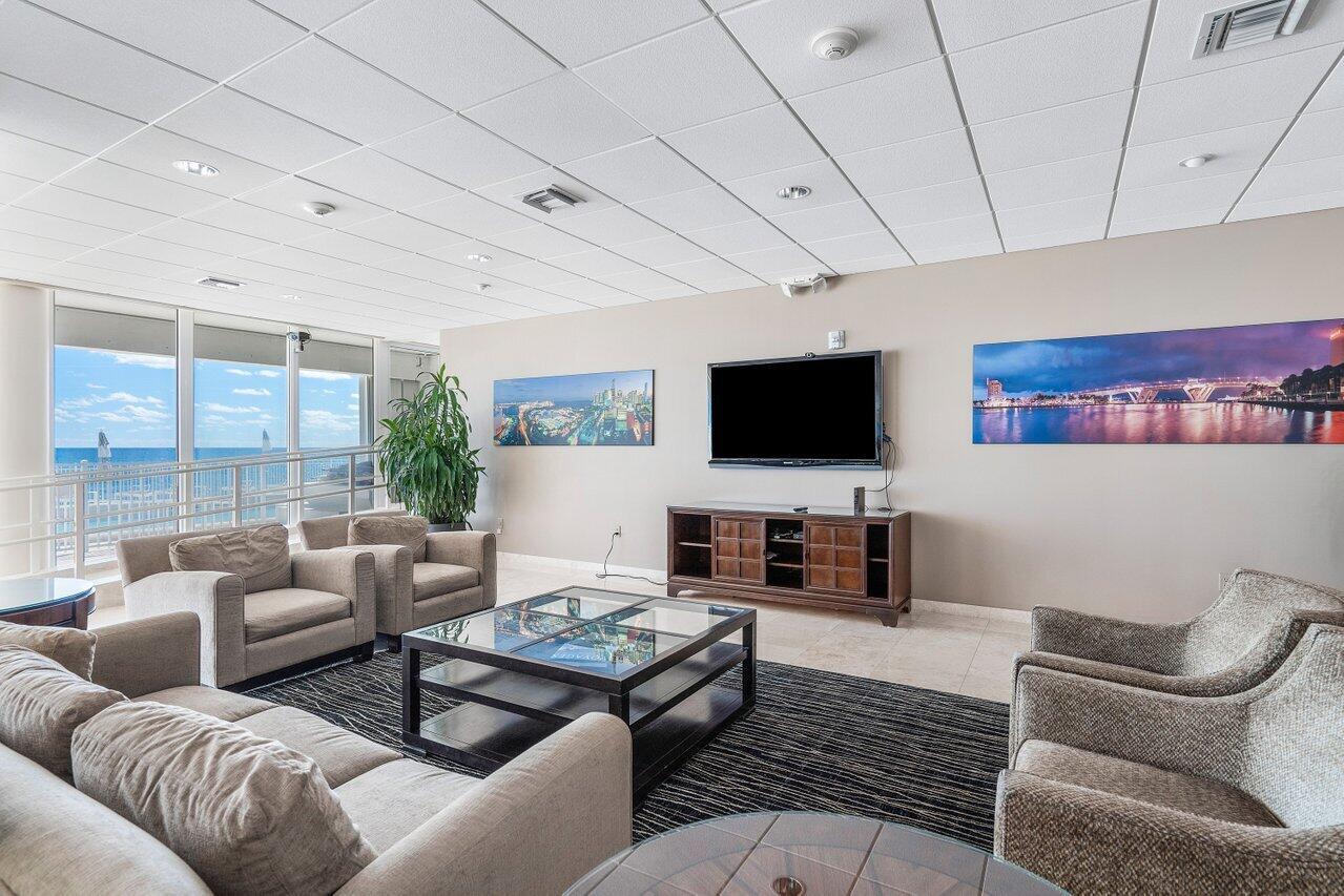 CLOISTER BEACH TOWERS CON - Residential Lease