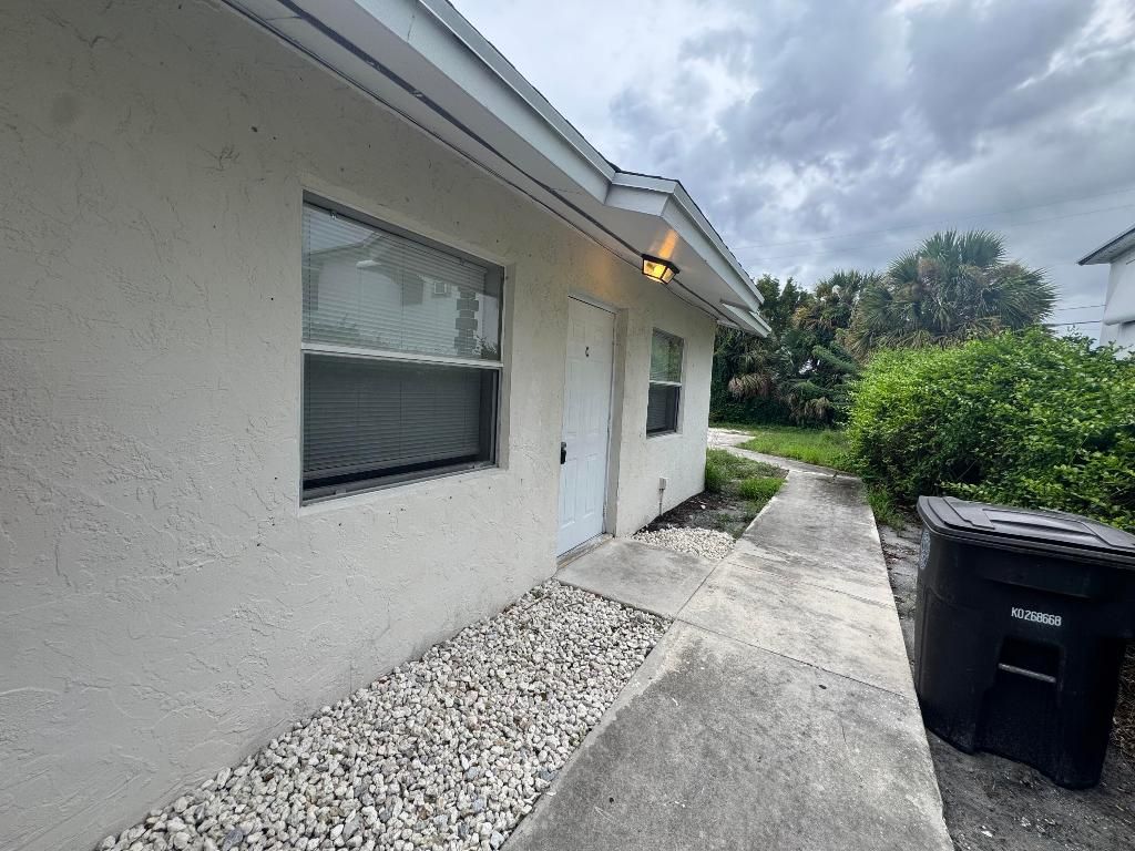 Photo of 412 21st Street, West Palm Beach, FL 33407 (MLS # R11152021)