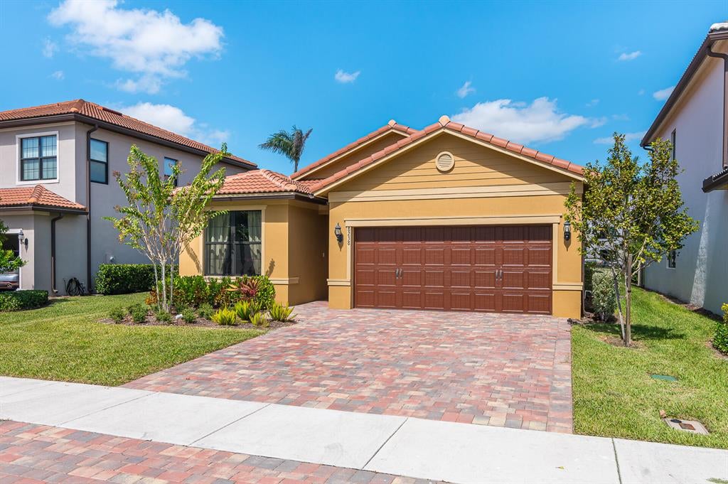 Photo of 8238 Hanoverian Drive Dr, Lake Worth Beach, FL 33467 (MLS # R10754857)