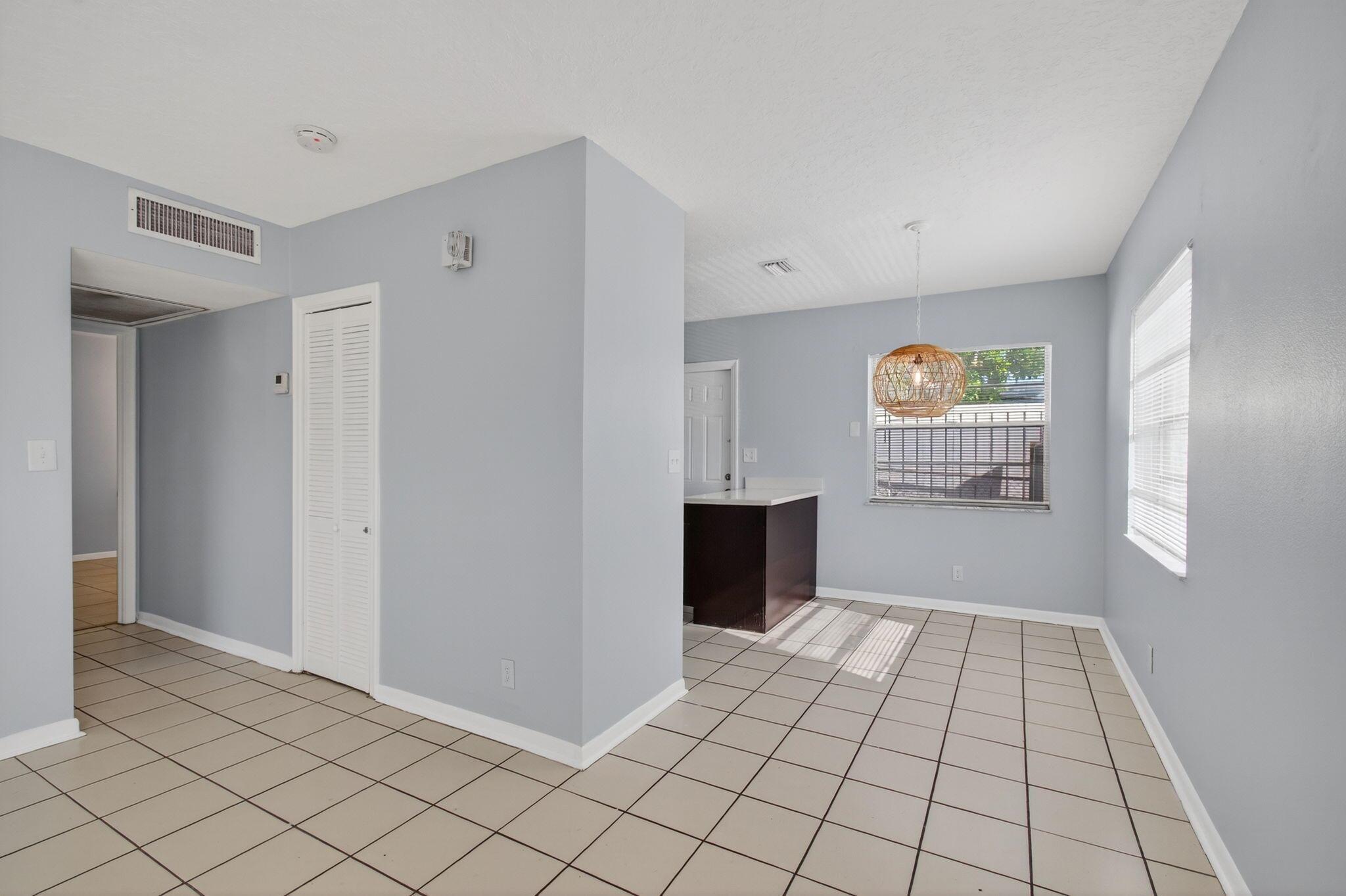 OCEAN DRIVE ESTATES - Residential Income