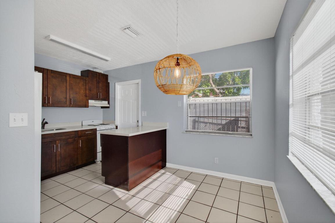 OCEAN DRIVE ESTATES - Residential Income