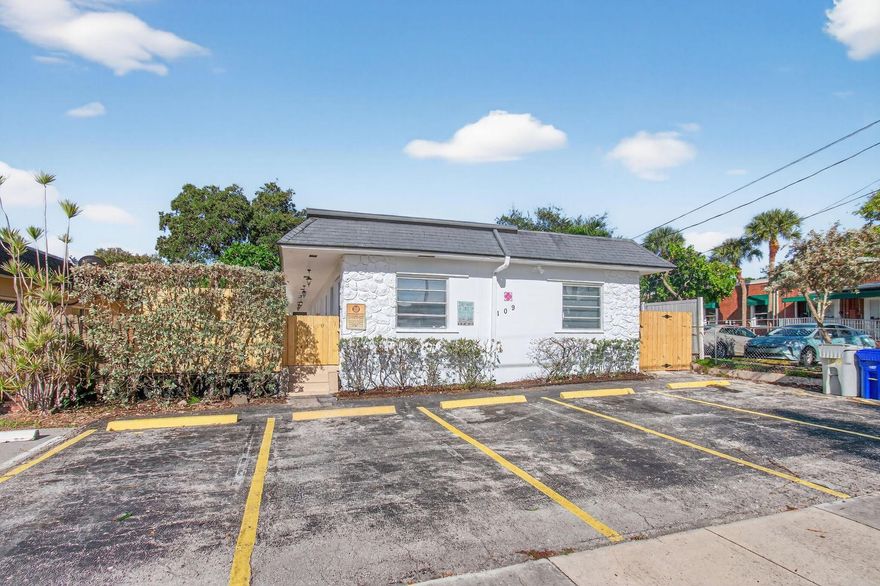 Great opportunity to acquire a triplex that is 1.5 miles to the beach. Each unit has a separate electric meter. Unit 1 A-B is a two bedroom with two full baths. Each bedroom has a separate entry door from the courtyard patio which gives the flexibility to rent the 1B unit as an efficiency. The unit has an updated kitchen with quartz countertops and updated bathrooms. Unit 2 A-B is a two bedroom  with two full baths. Each bedroom has a separate entry door from the courtyard patio which gives the flexibility to rent the 2A unit as an efficiency. The unit has an updated kitchen with quartz countertops and updated bathrooms. Unit 3 is a large one bedroom - one full bath unit that is currently rented with an annual tenant at 1650 per month. Landlord pays water (400.00/month approx), Tenants