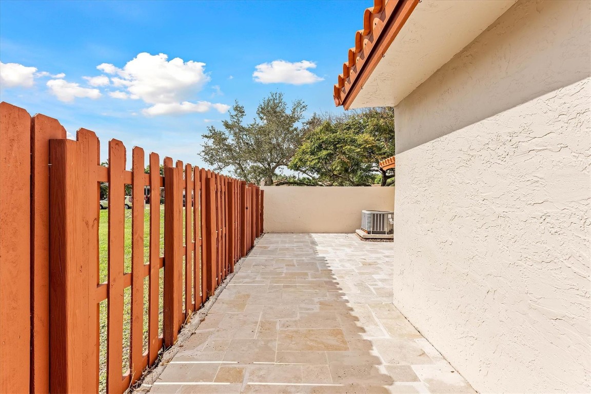 FOREST LAKE - Residential