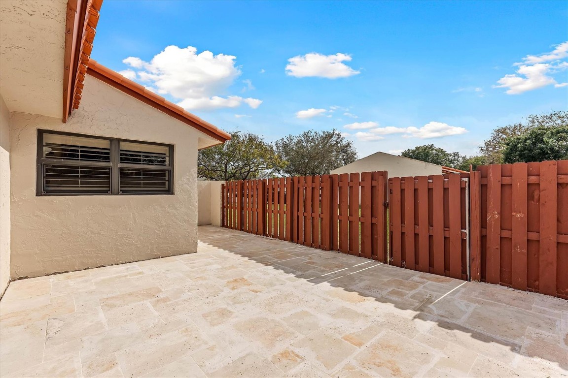 FOREST LAKE - Residential