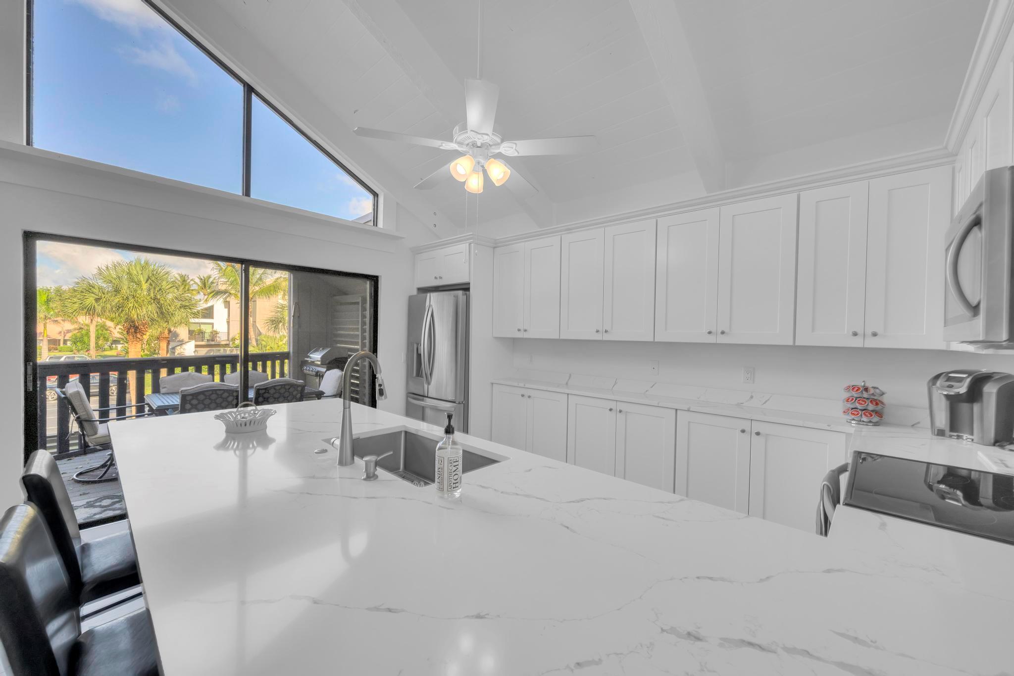 SEA LOFTERS CONDO - Residential Lease