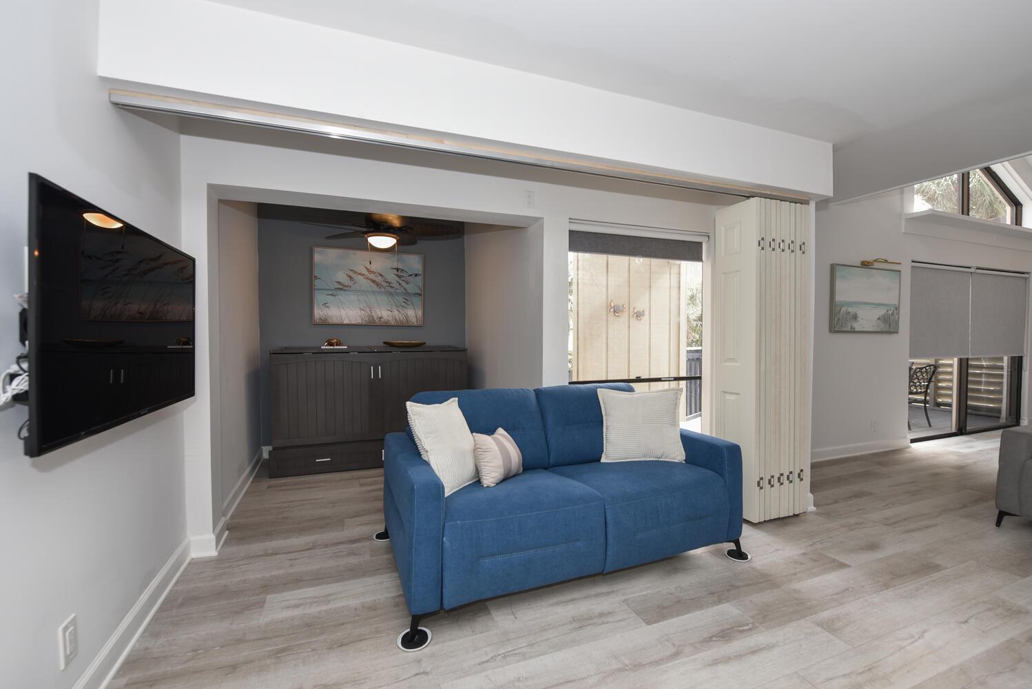 SEA LOFTERS CONDO - Residential Lease