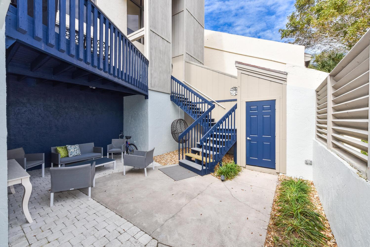 SEA LOFTERS CONDO - Residential Lease