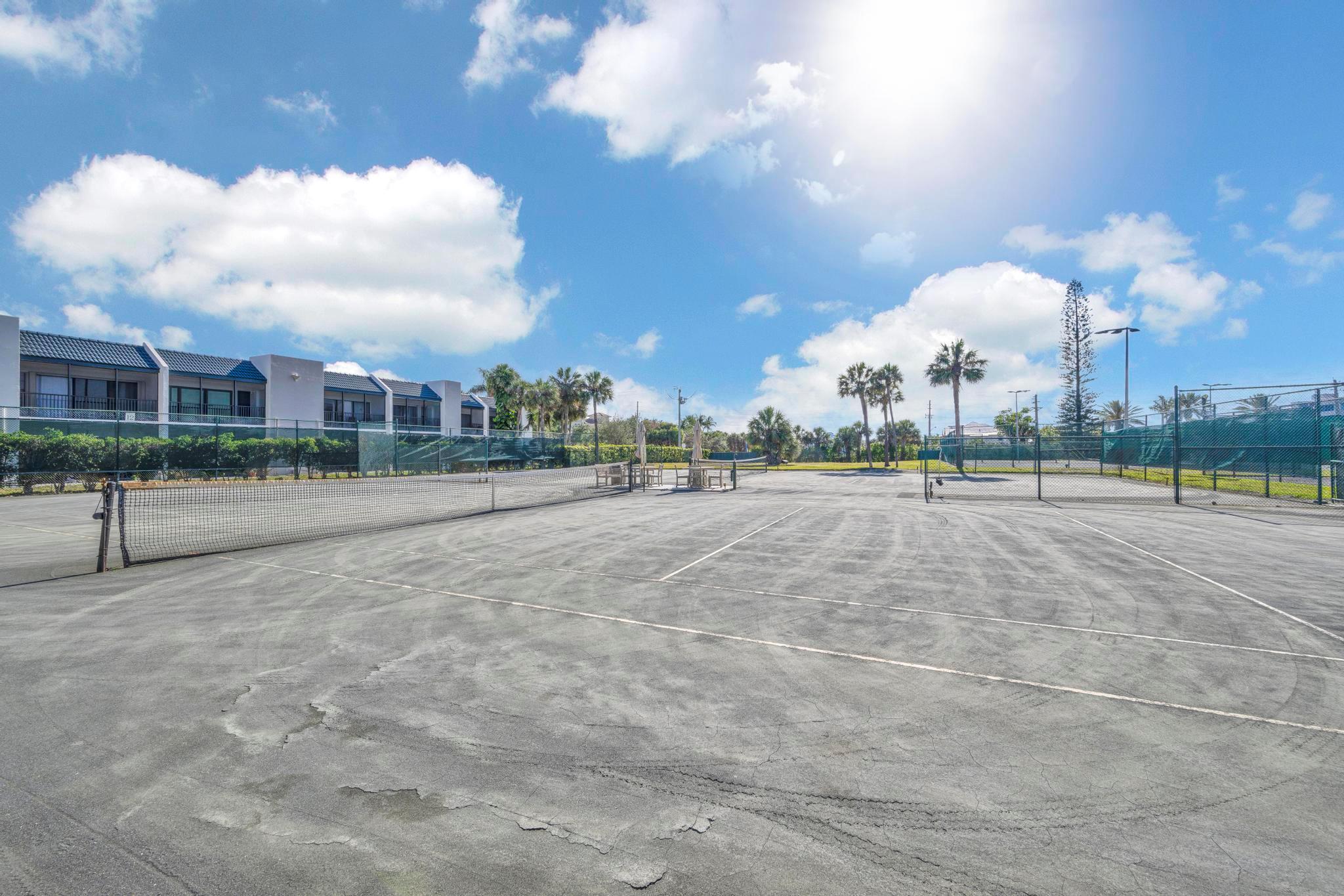 SEA LOFTERS CONDO - Residential Lease