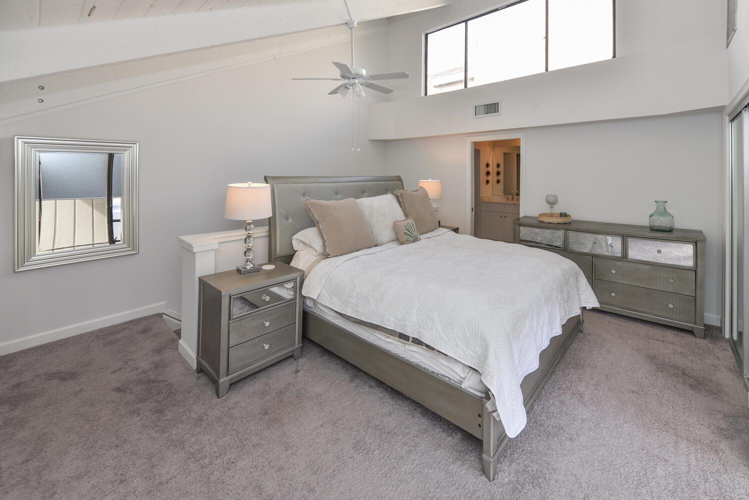 SEA LOFTERS CONDO - Residential Lease