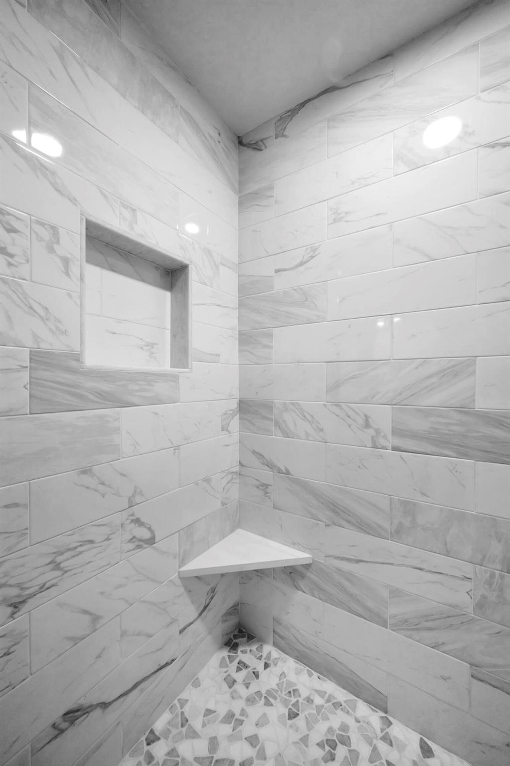 SEA LOFTERS CONDO - Residential Lease