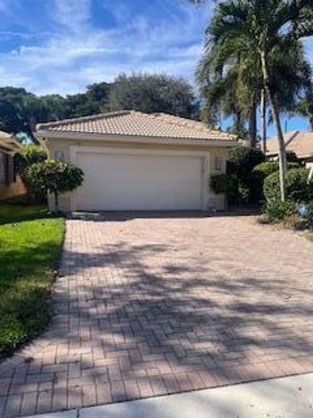 Photo of 10681 Richfield Way, Boynton Beach, FL 33437 (MLS # R11156348)
