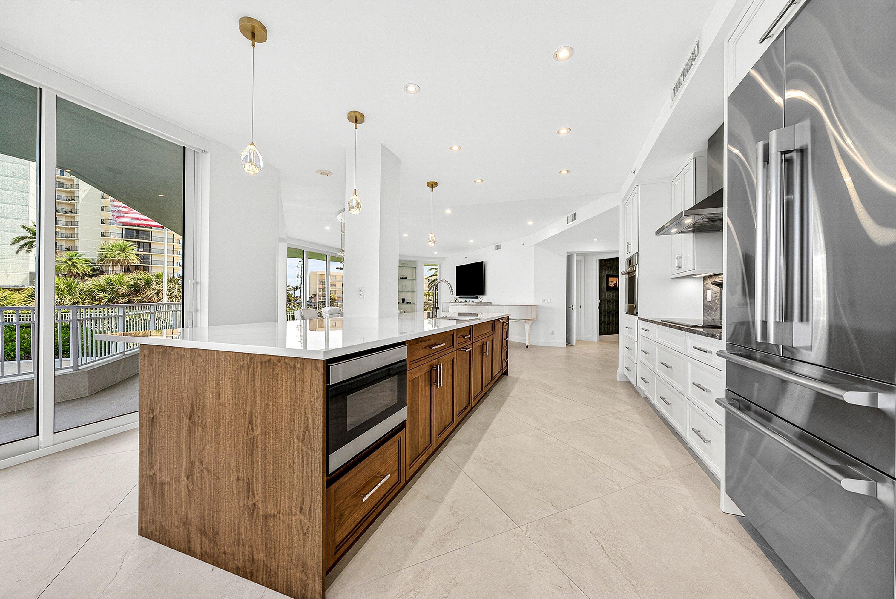 CLIVEDEN JUPITER ISLAND - Residential