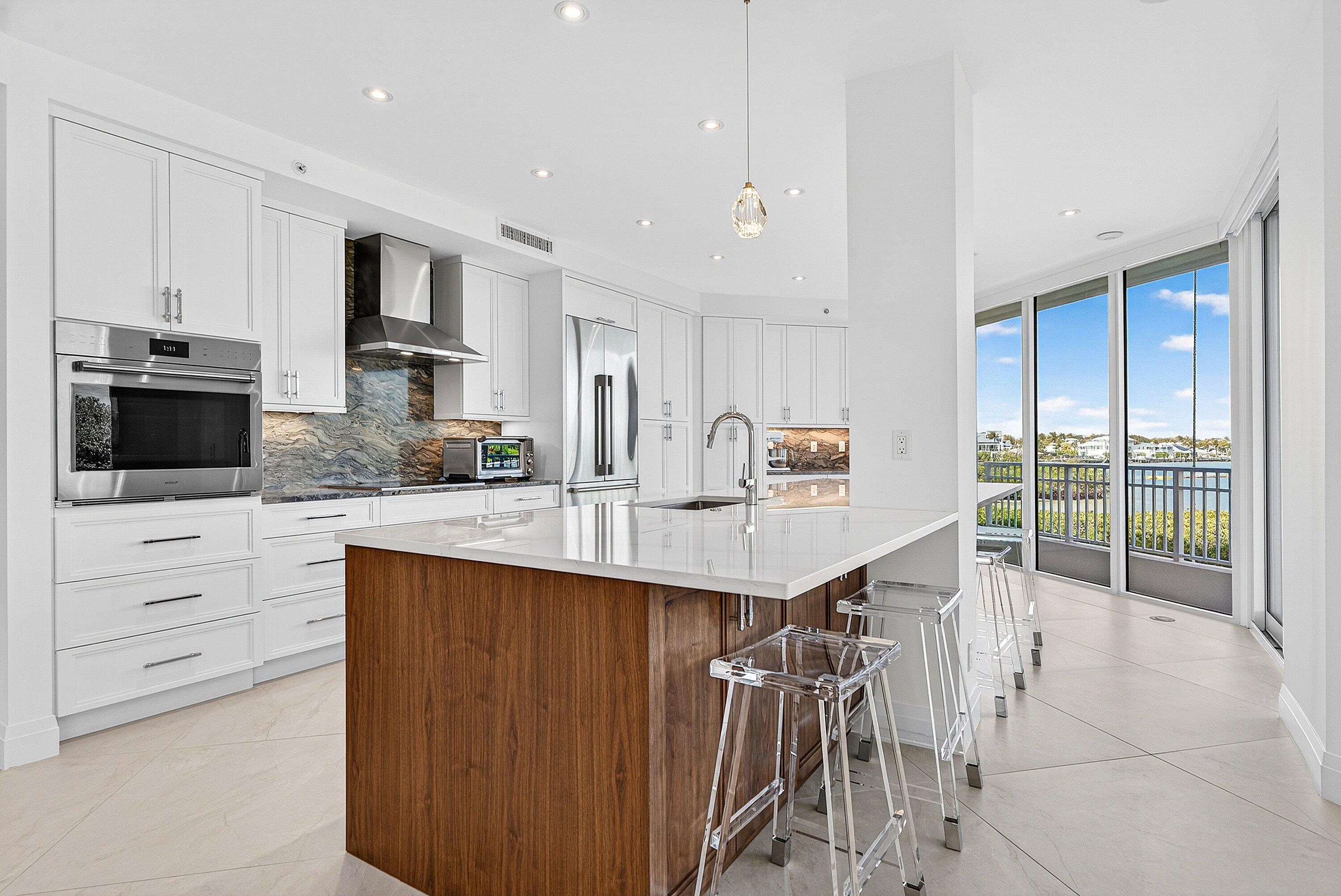 CLIVEDEN JUPITER ISLAND - Residential