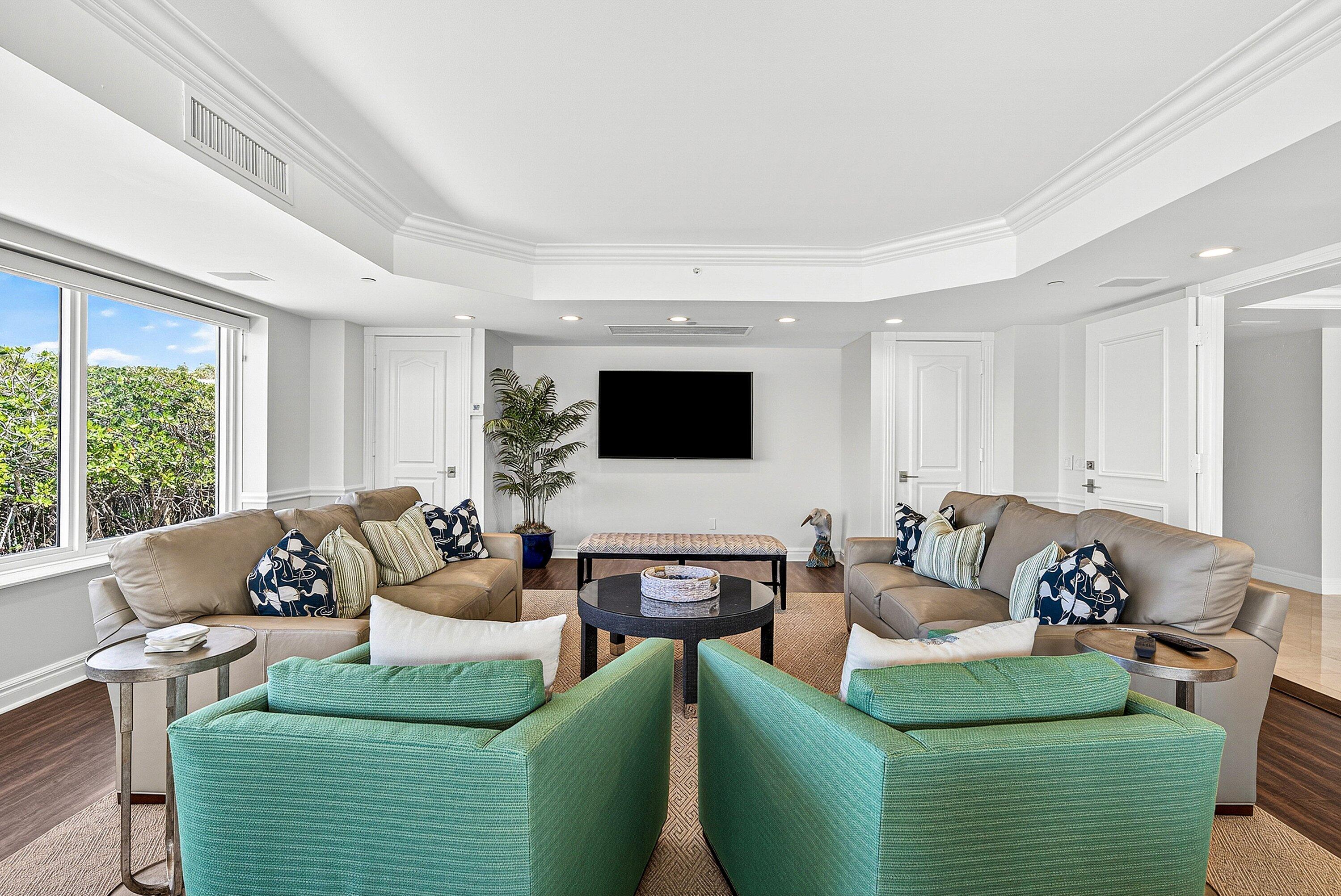 CLIVEDEN JUPITER ISLAND - Residential