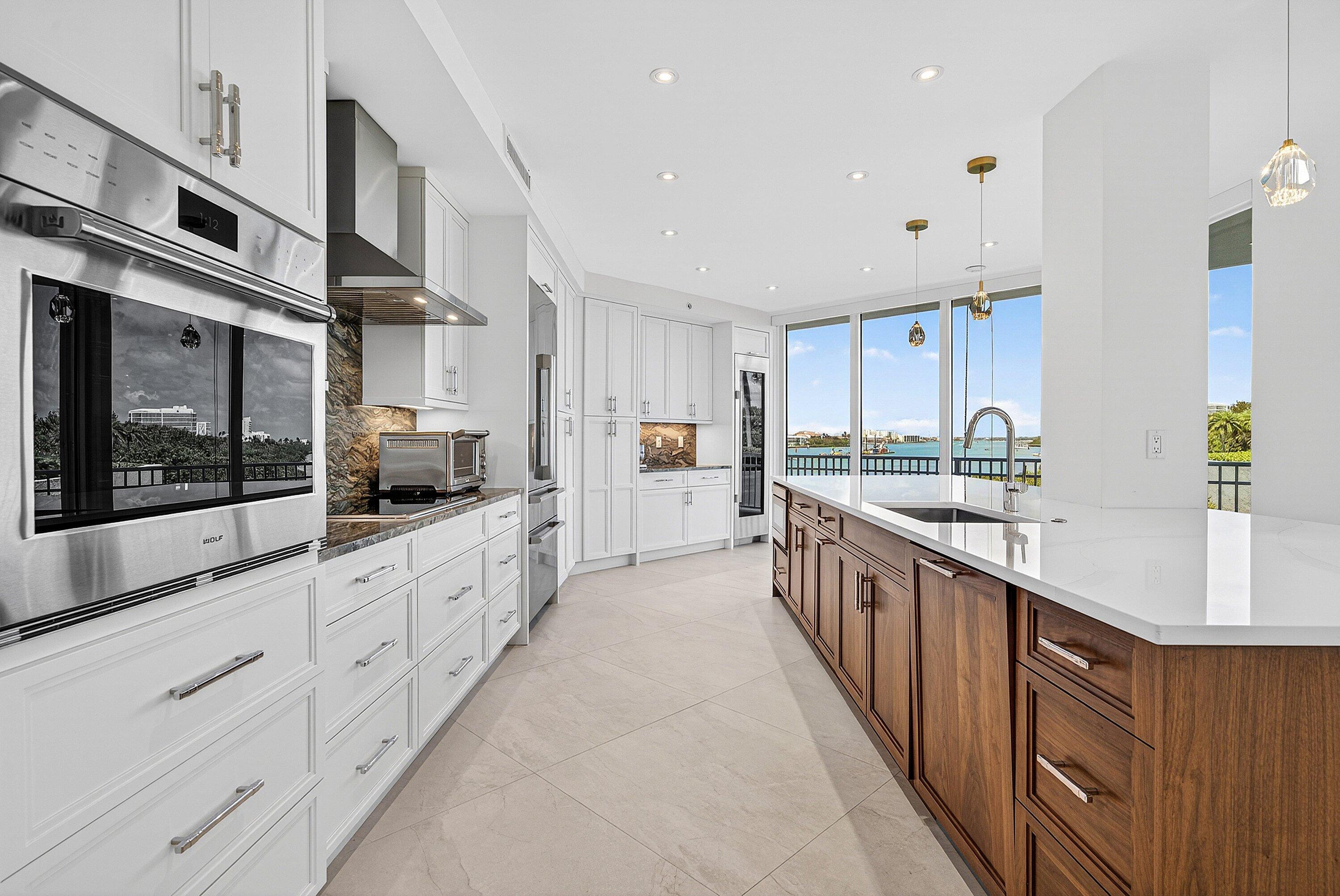 CLIVEDEN JUPITER ISLAND - Residential