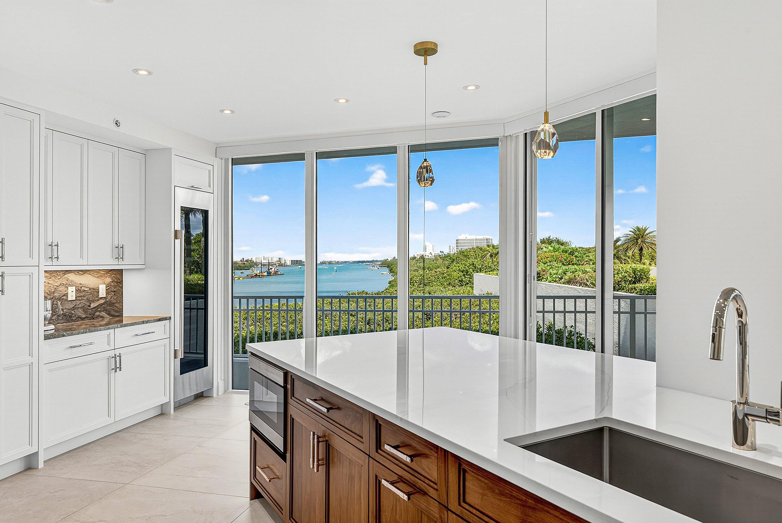 CLIVEDEN JUPITER ISLAND - Residential