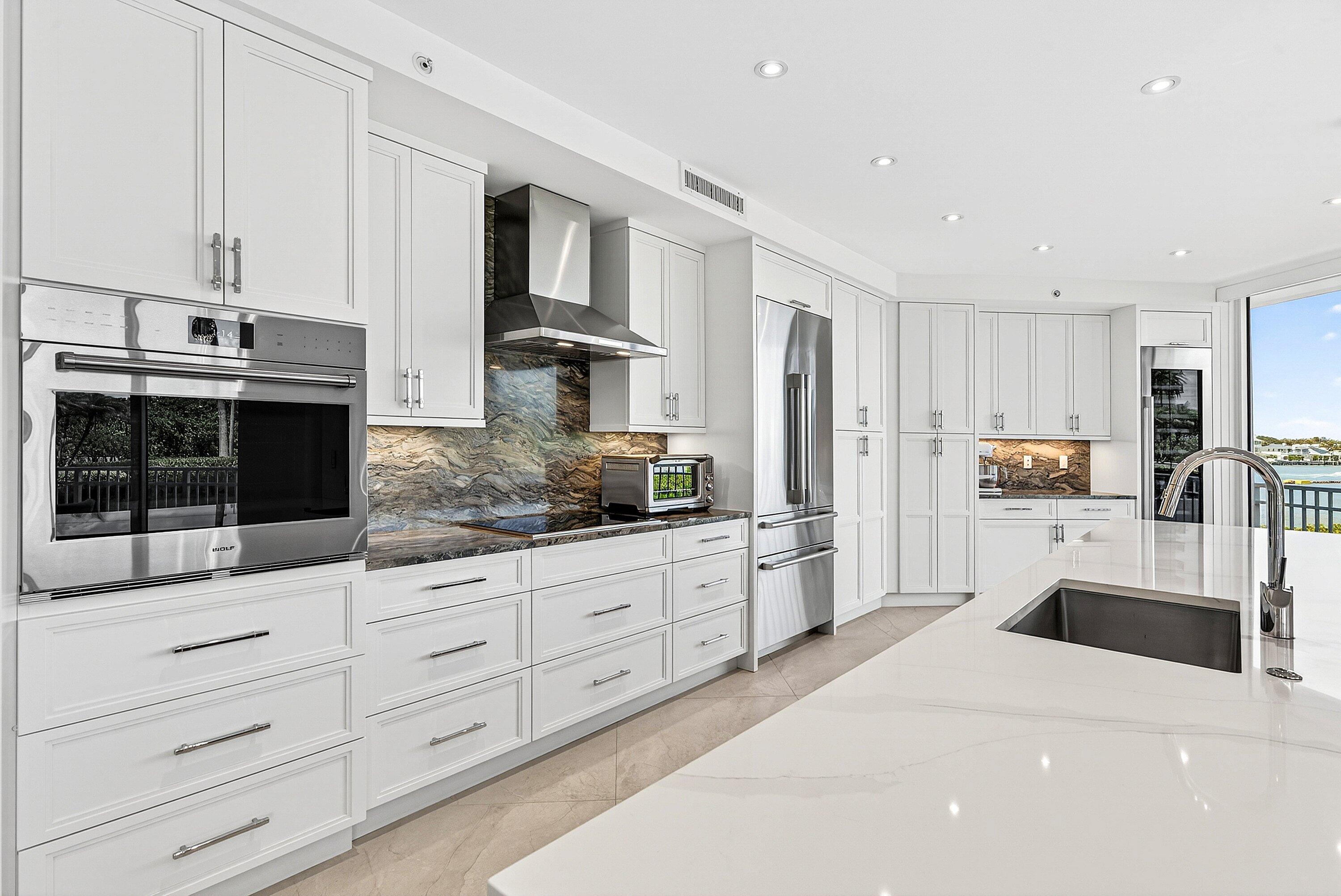 CLIVEDEN JUPITER ISLAND - Residential