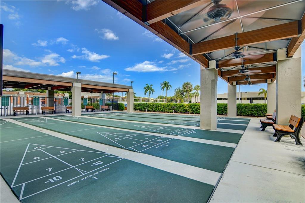 WYNMOOR VILLAGE - Residential
