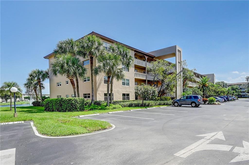 WYNMOOR VILLAGE - Residential