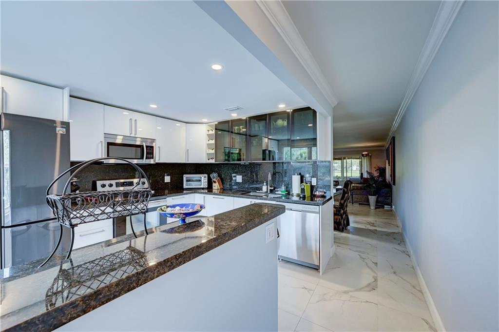 WYNMOOR VILLAGE - Residential
