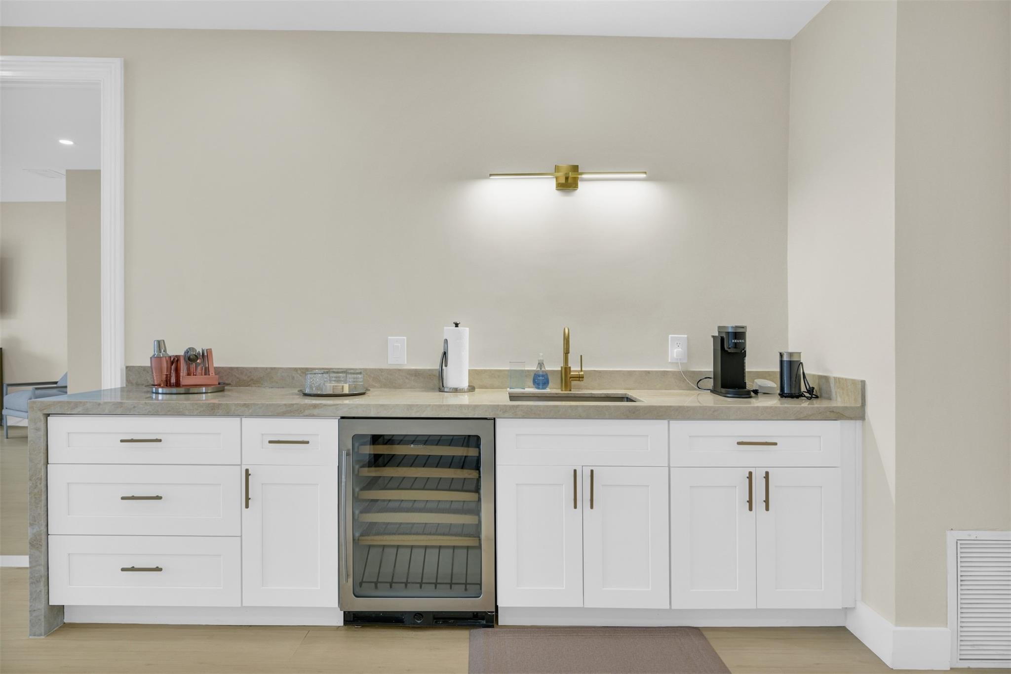 POMPANO BEACH PARK - Residential Lease