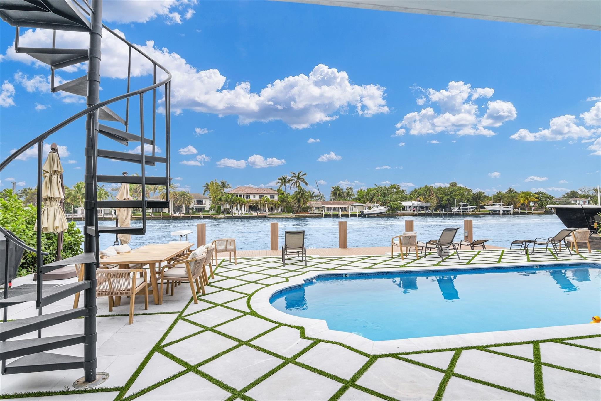 POMPANO BEACH PARK - Residential Lease