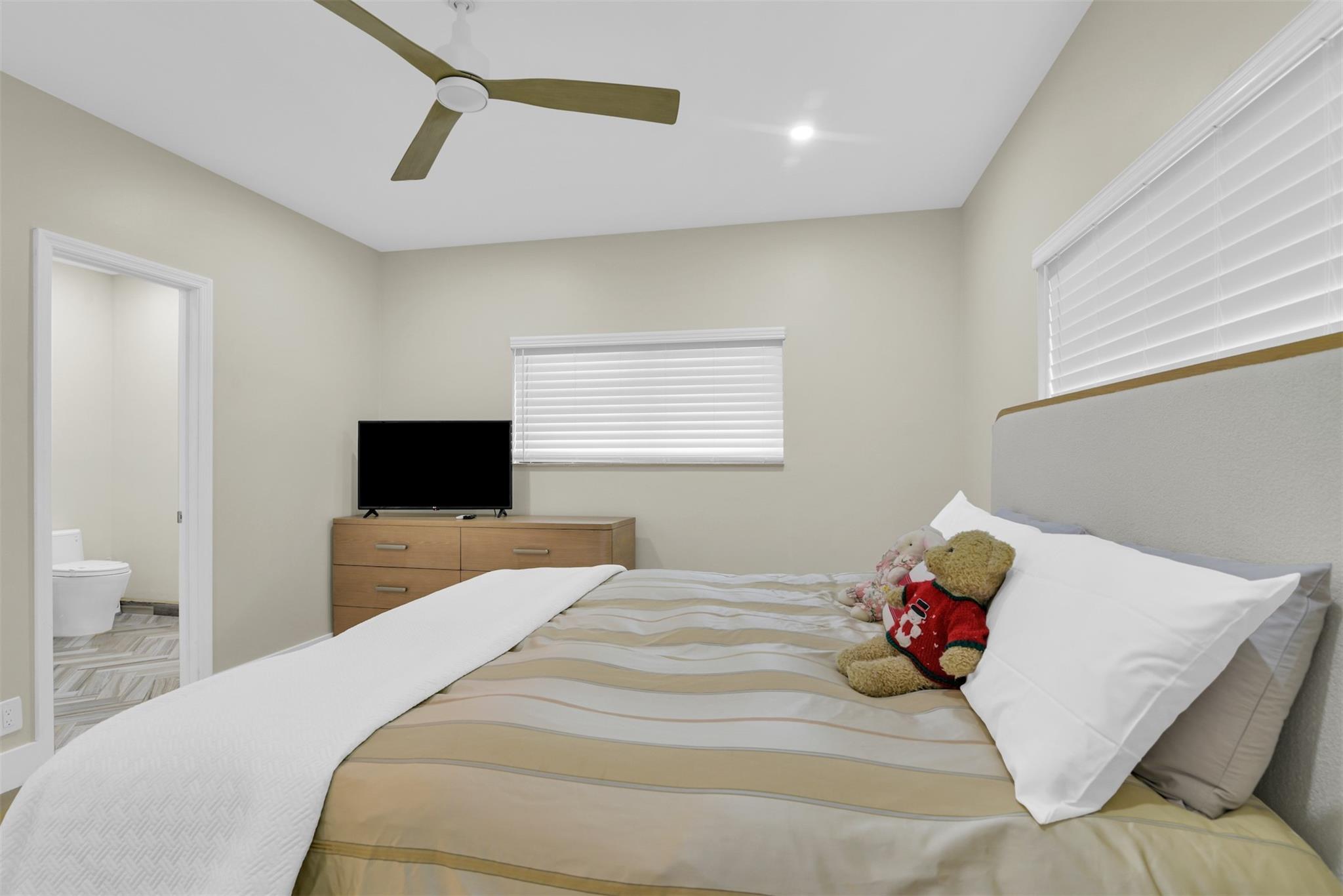 POMPANO BEACH PARK - Residential Lease