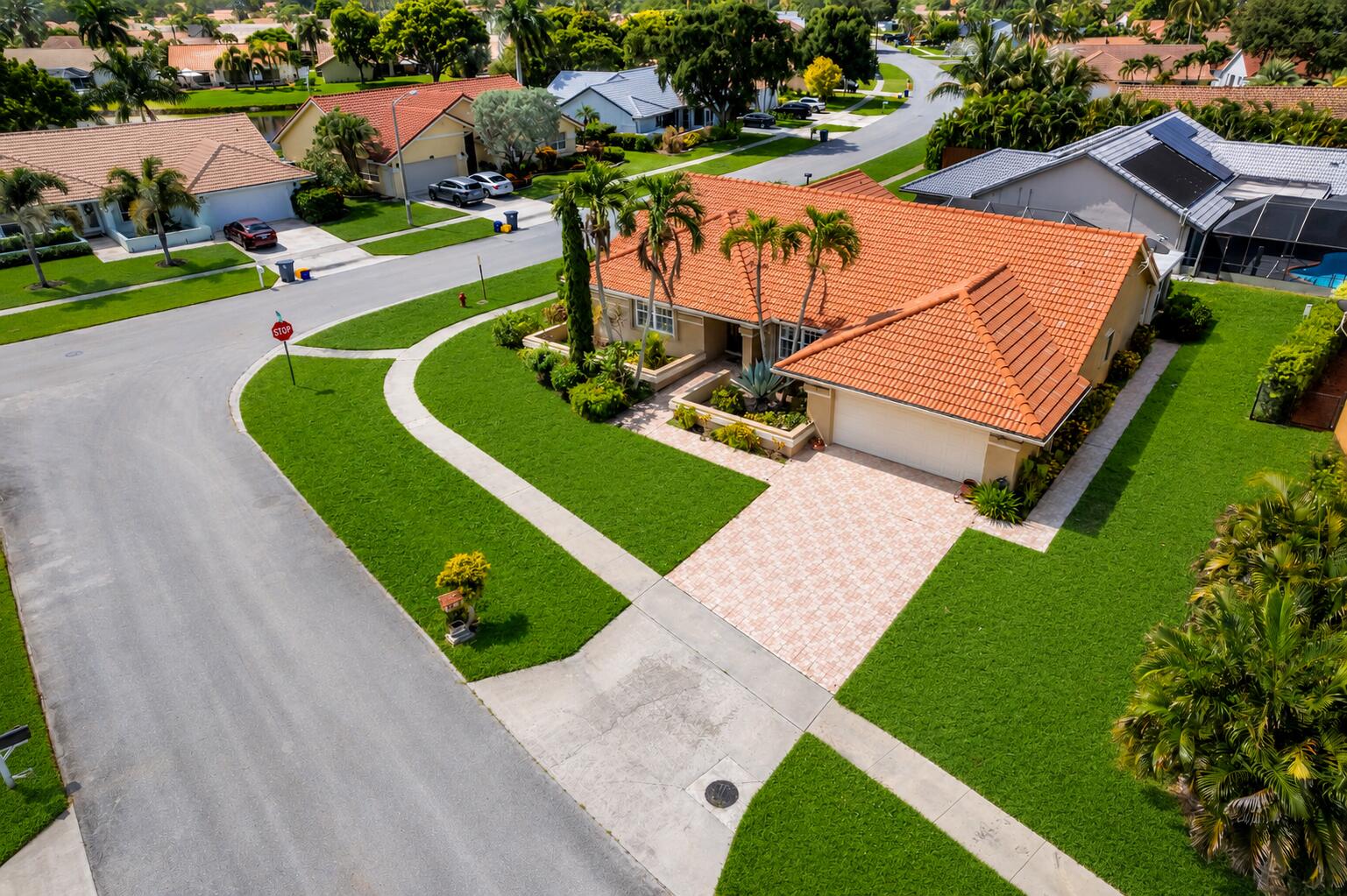 6083 SUNBERRY Circle