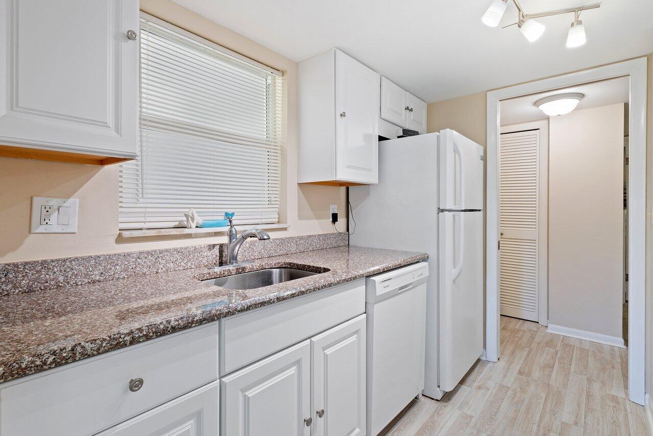 TROPIC BAY CONDO - Residential