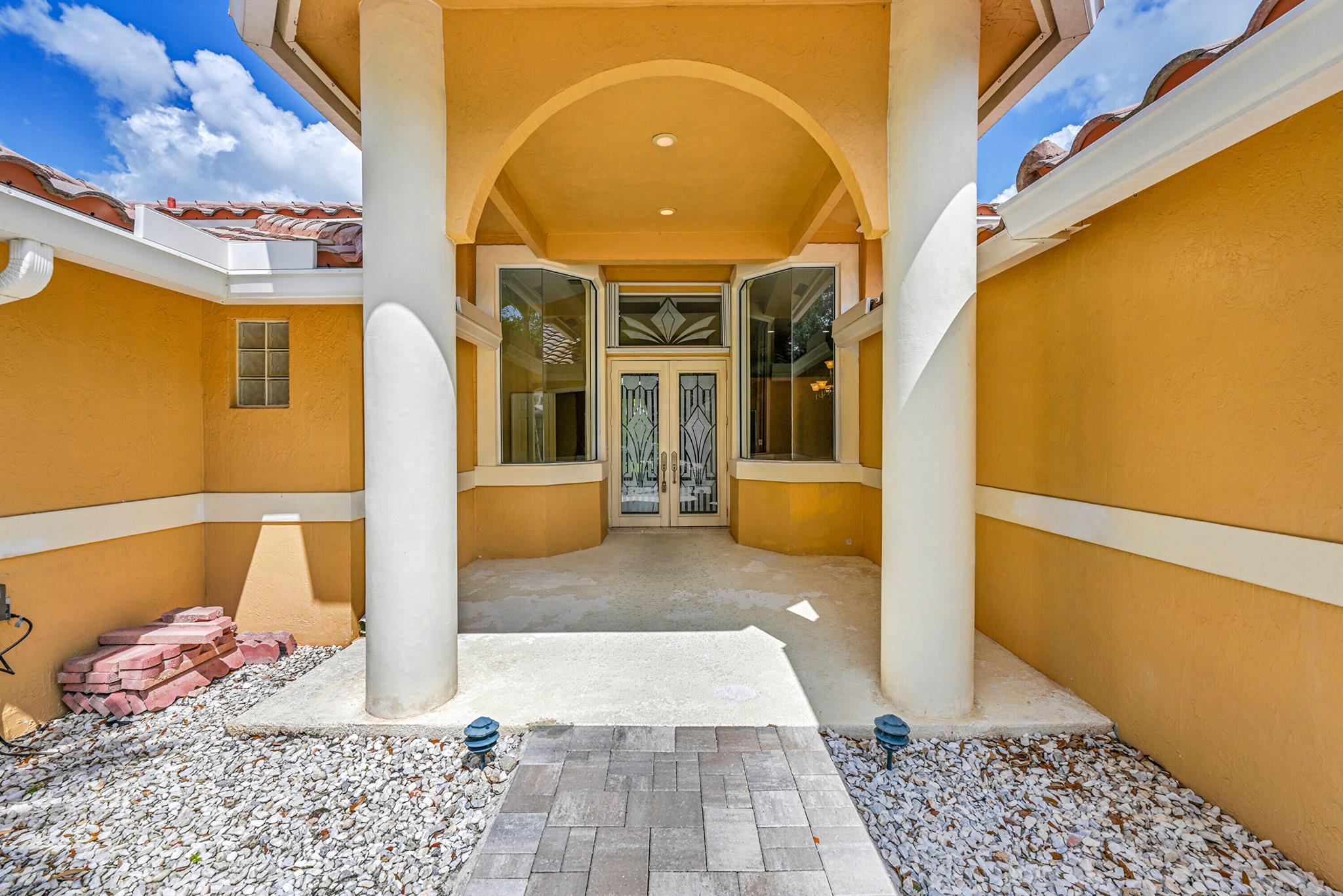5941 NW 99th Avenue