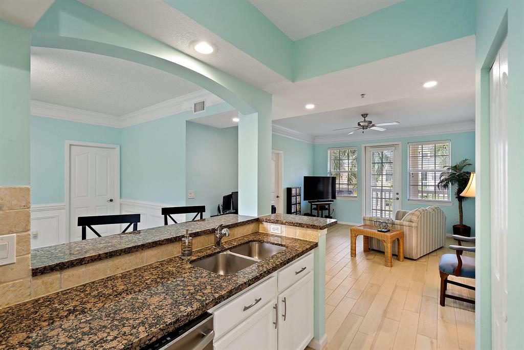 SOMERSET AT ABACOA CONDO - Residential