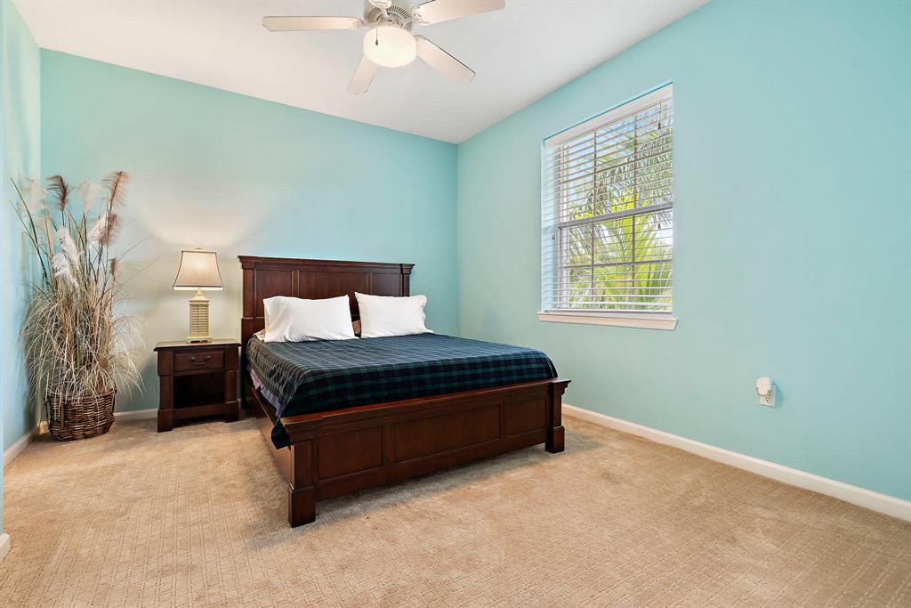 SOMERSET AT ABACOA CONDO - Residential