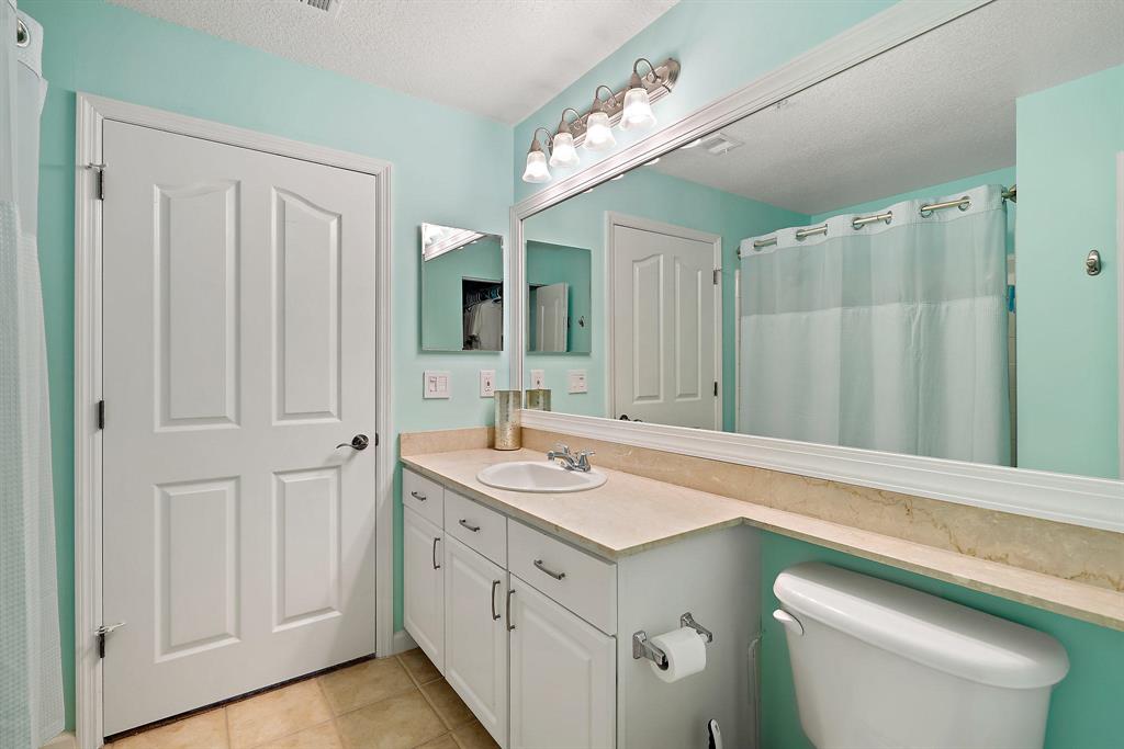 SOMERSET AT ABACOA CONDO - Residential