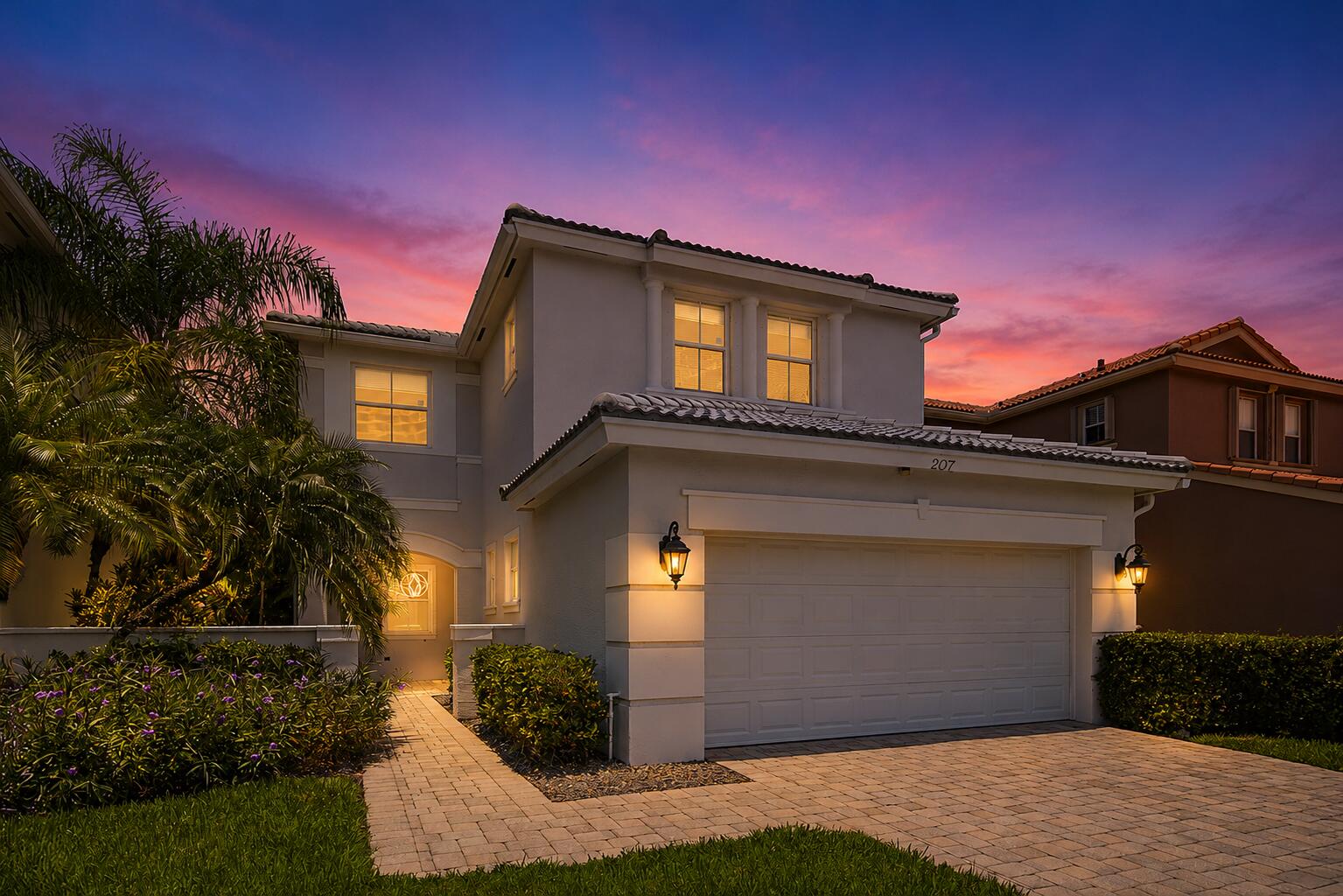 207 Isle Verde Way