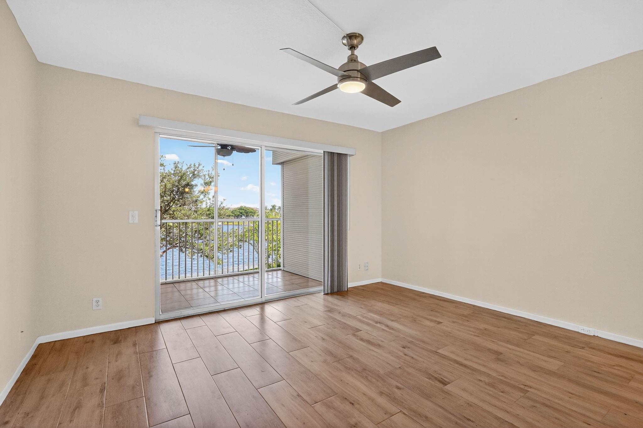 IVANHOE S - Residential