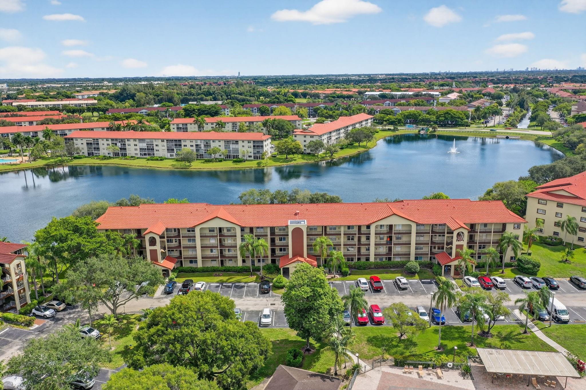 IVANHOE S - Residential