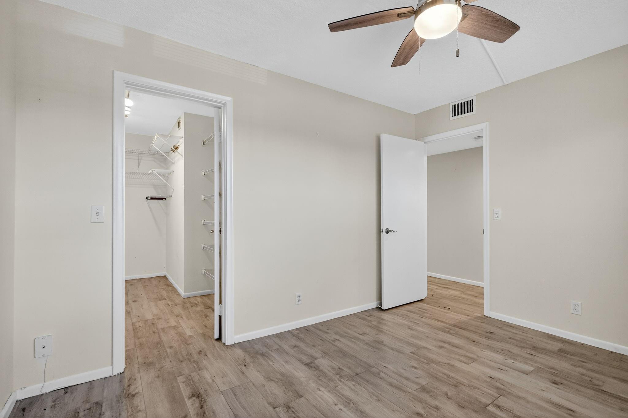 IVANHOE S - Residential