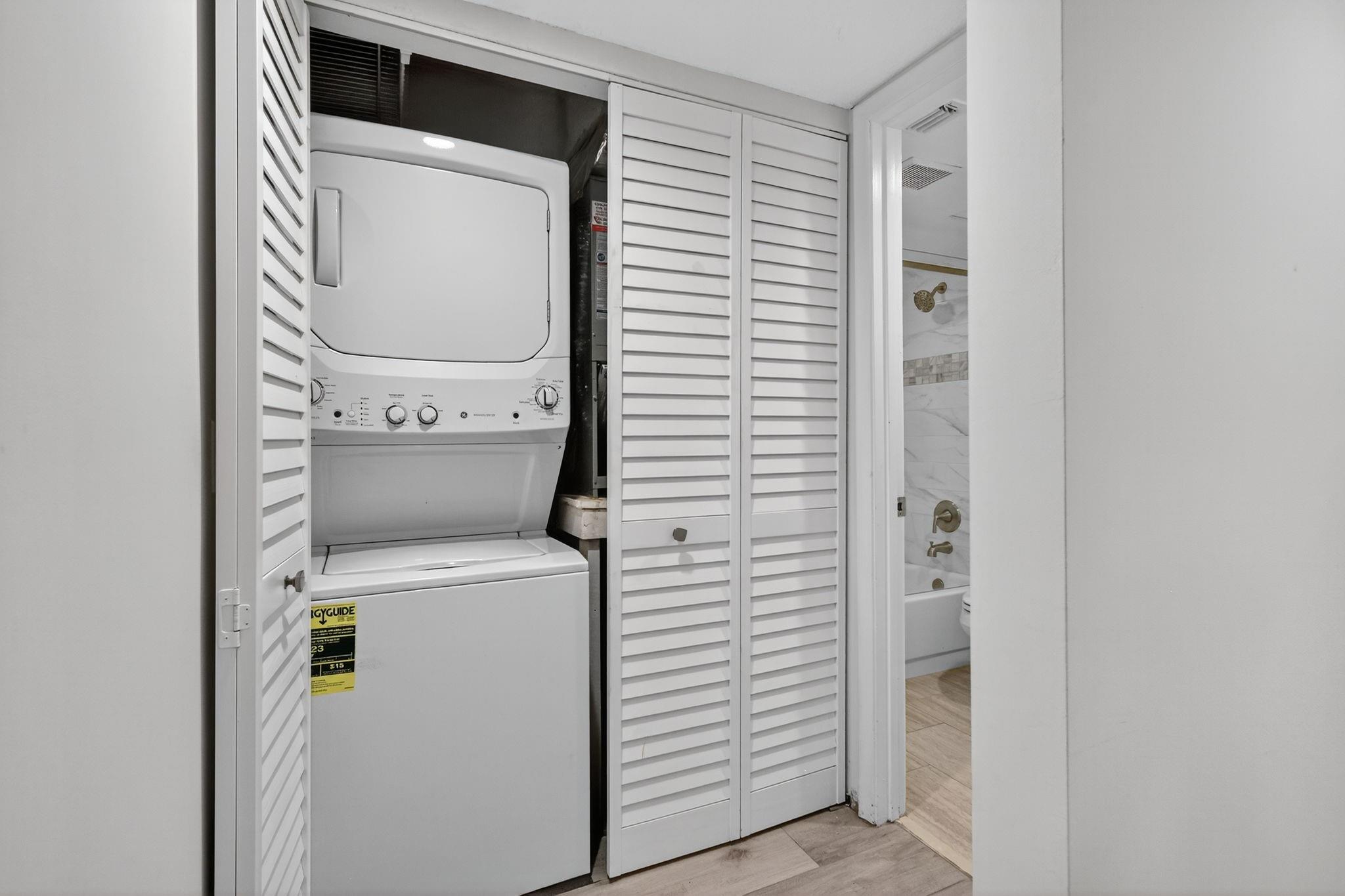 IVANHOE S - Residential
