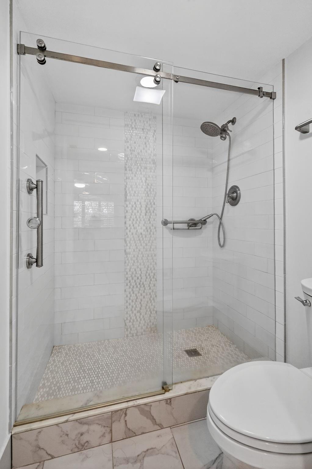 IVANHOE S - Residential