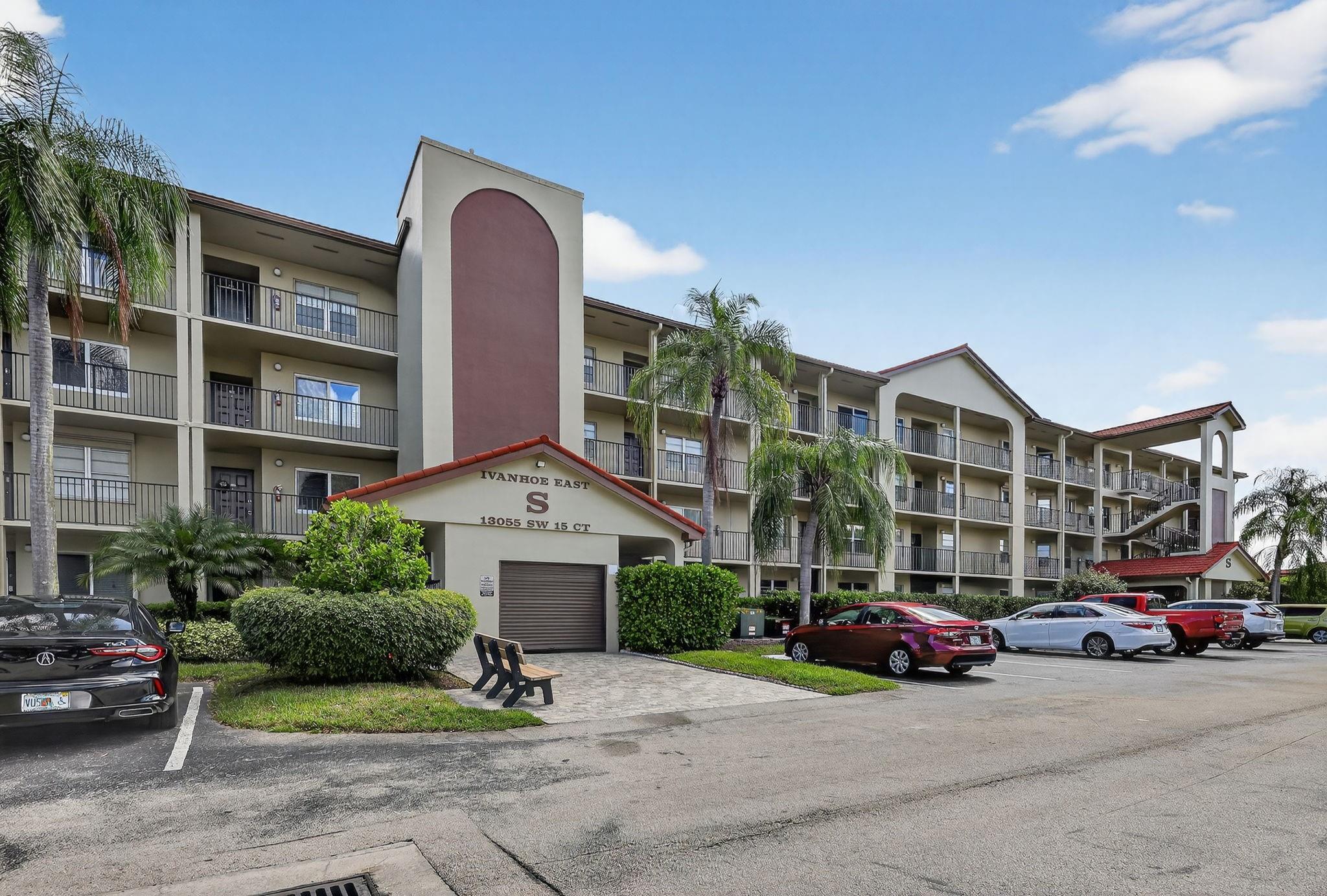 IVANHOE S - Residential