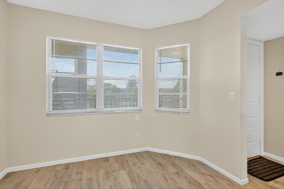 IVANHOE S - Residential