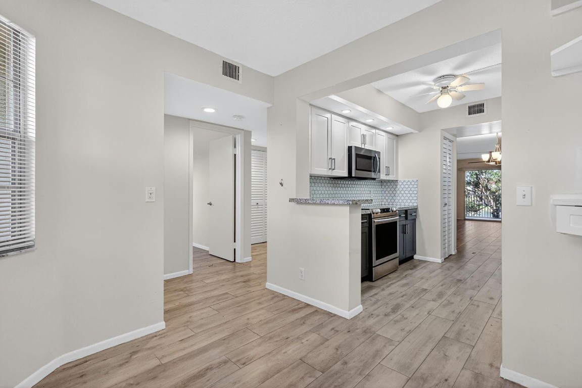 IVANHOE S - Residential